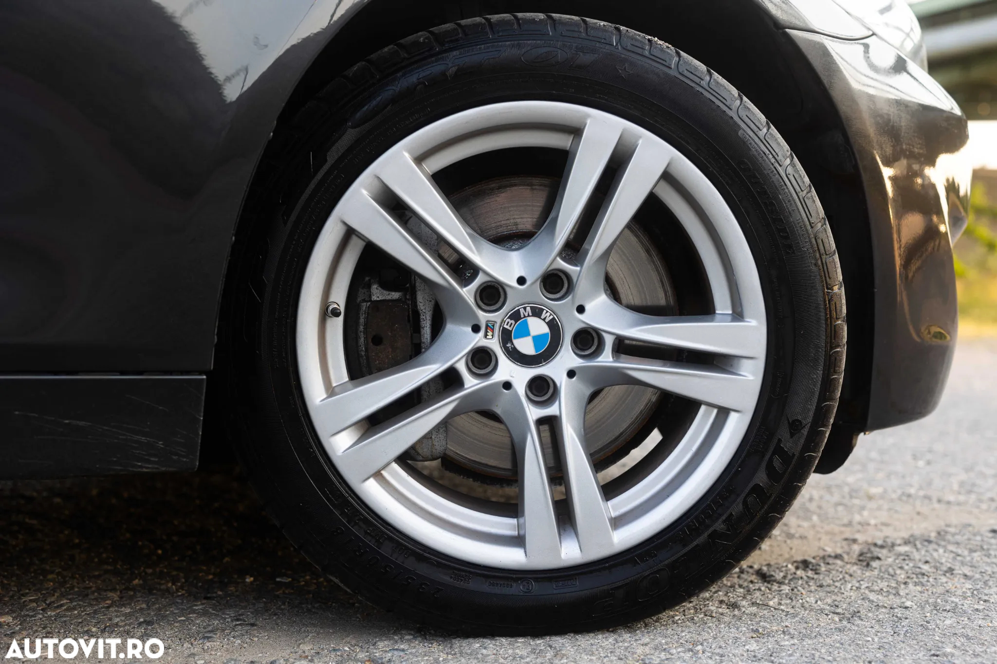 BMW Seria 5 525d Aut. Luxury Line - 7