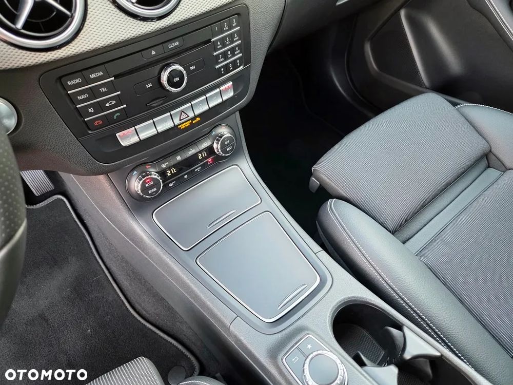 Mercedes-Benz Klasa B 250 7G-DCT Edition - 31