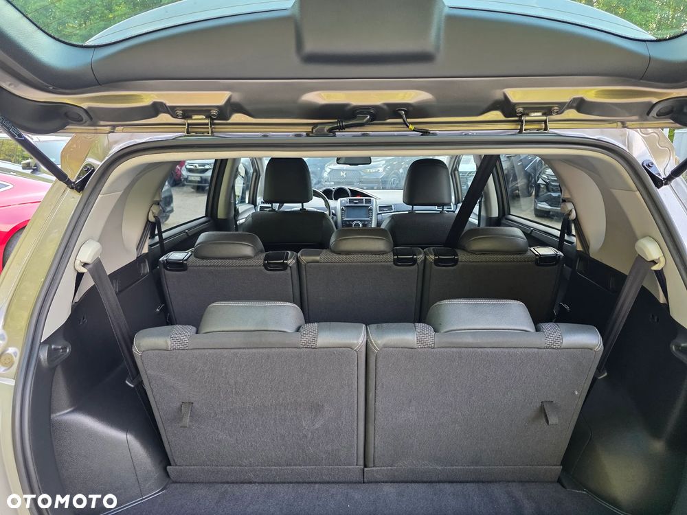 Toyota Verso 1.8 Premium 7os - 17