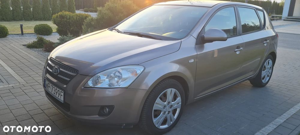 Kia Ceed 1.6 Crdi Comfort - 12