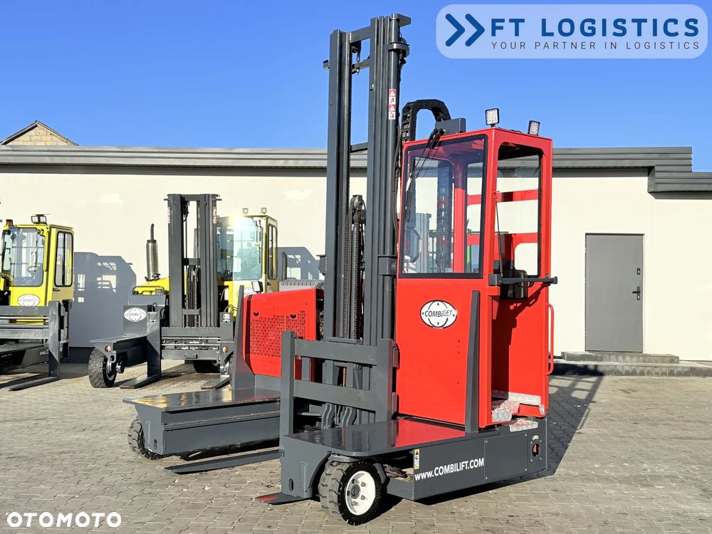 Combilift WÓZEK CZTEROKIERUNKOWY - WIELOKIERUNKOWY | COMBILIFT C3000GST | GAS | TRIPLEX 8300MM | POZYCJONER WIDEŁ | WOLNY SKOK | STAN IDEALNY | Szeroka oferta wózków czterokierunkowych i bocznych, dopasowanych do różnorodnych potrzeb i zastosowań - 2