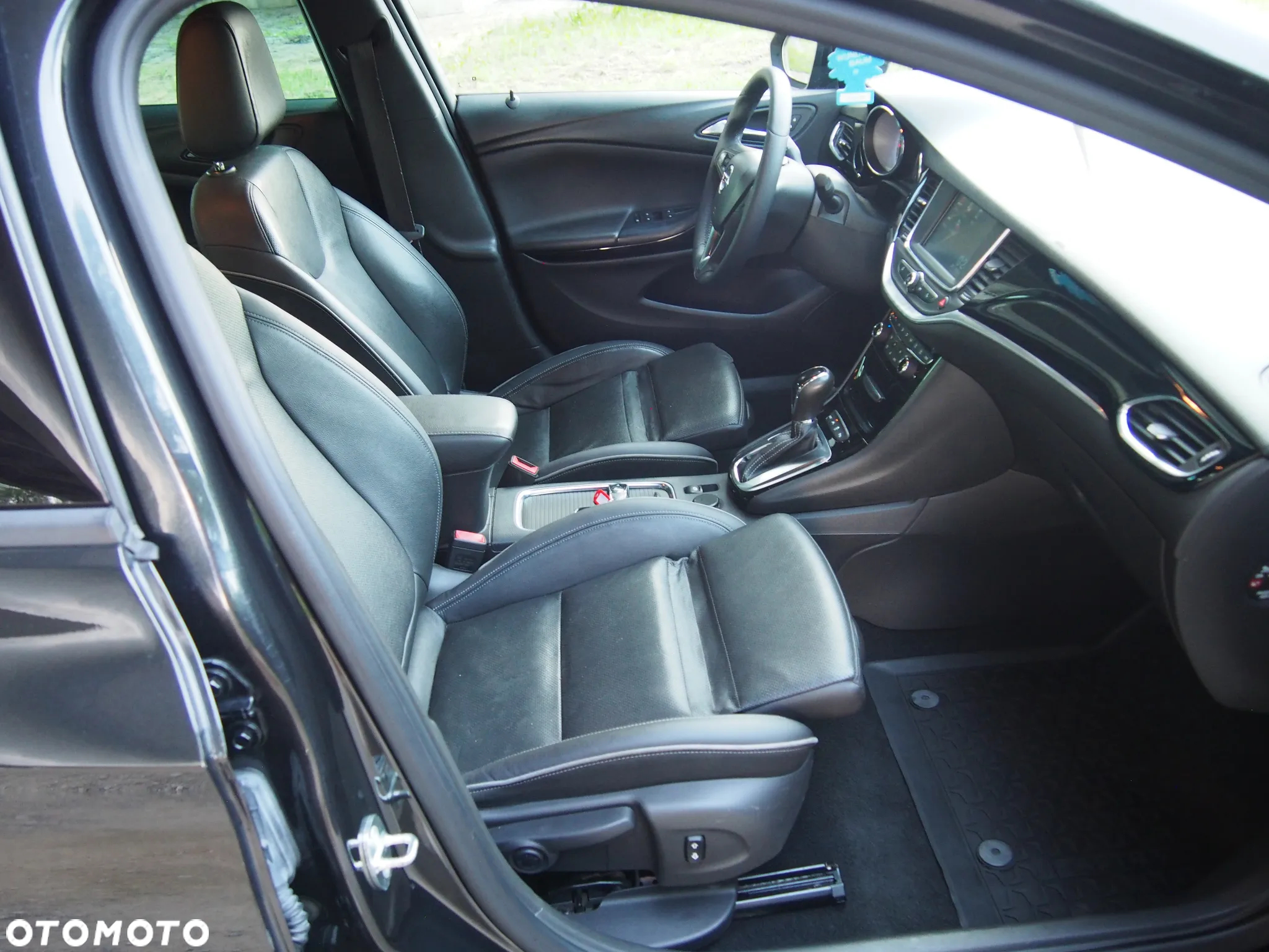 Opel Astra 1.6 D Automatik Start/Stop Innovation - 23