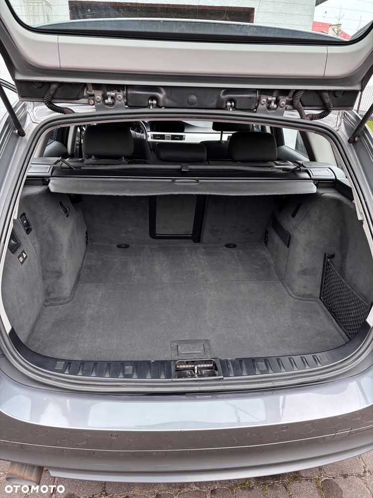BMW Seria 3 318d DPF - 13