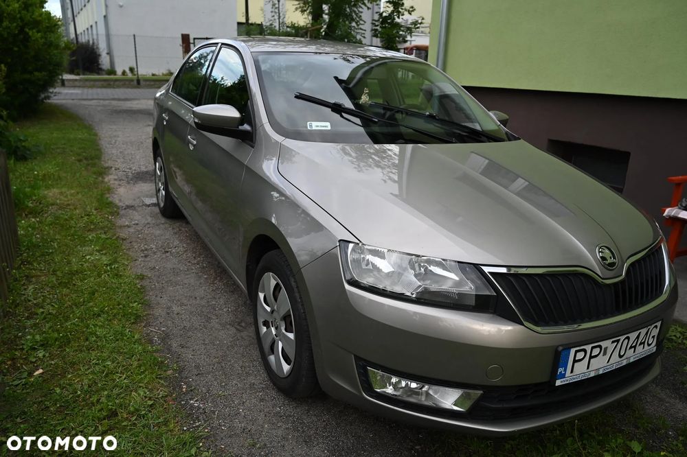 Skoda RAPID 1.2 TSI Ambition - 8