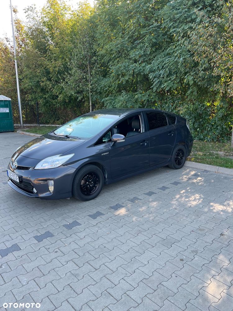 Toyota Prius 1.8 Hybrid Premium - 11