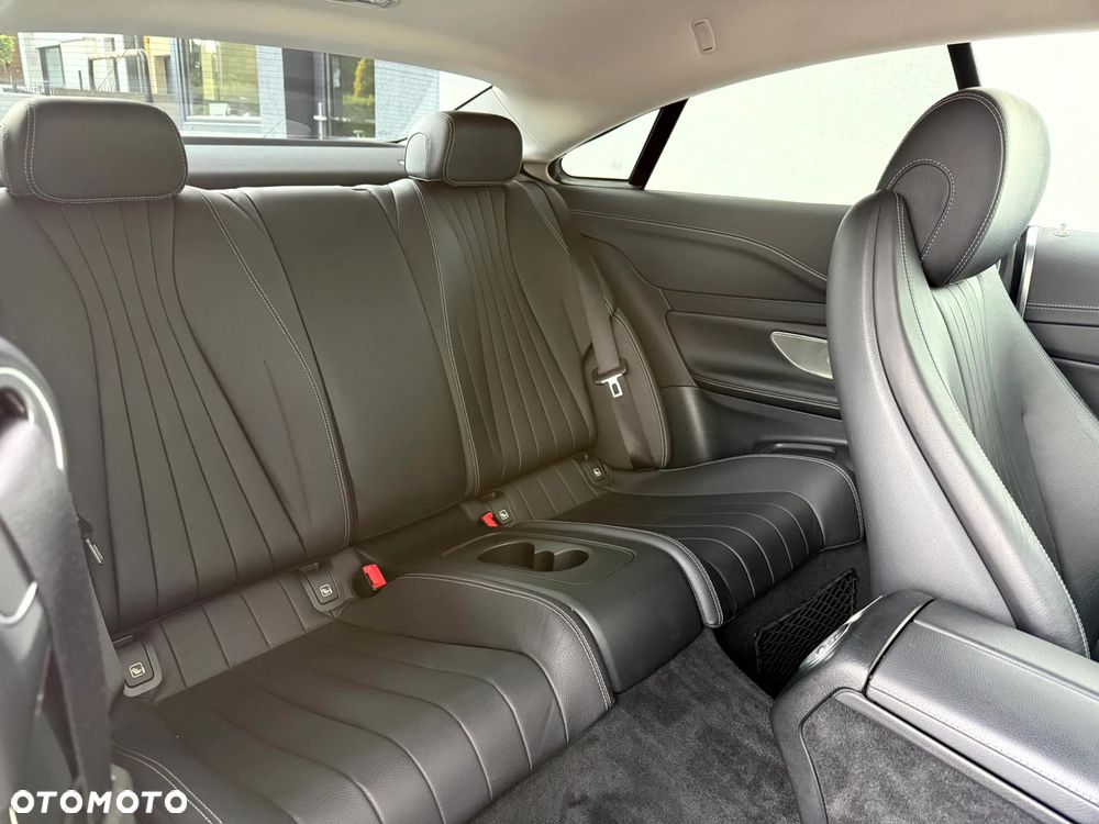 Mercedes-Benz Klasa E 220 d 9G-TRONIC Avantgarde - 19