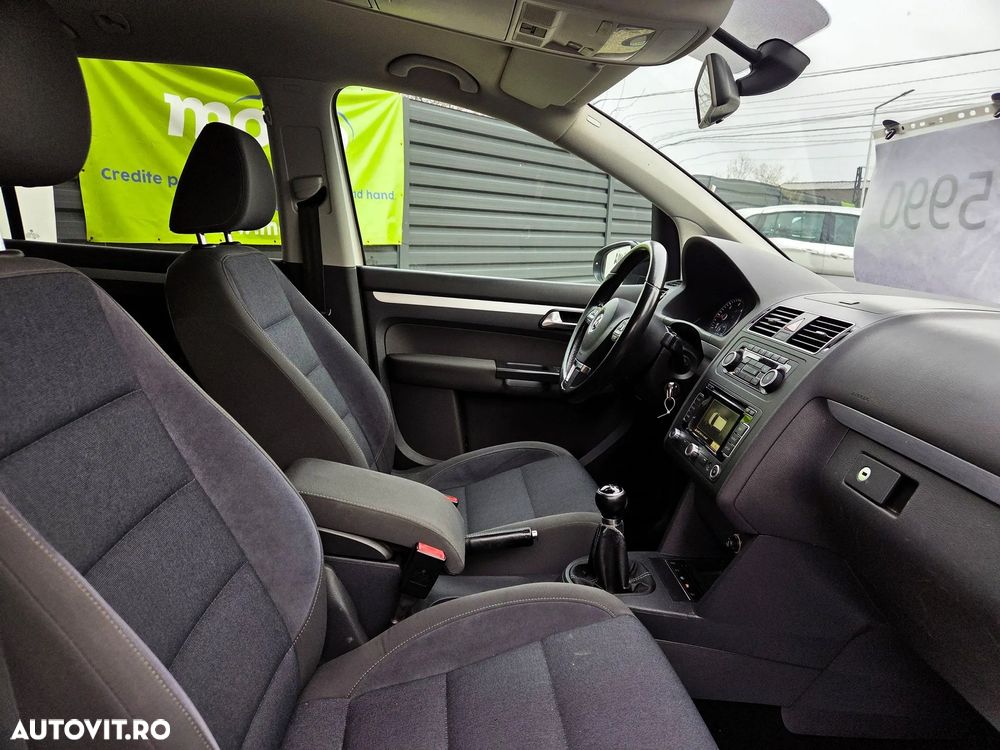 Volkswagen Touran 1.6 TDI DPF BlueMotion Technology STYLE - 5