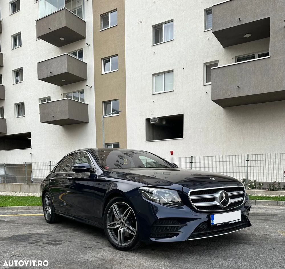 Mercedes-Benz E 220 d 4Matic T 9G-TRONIC AMG Line - 1