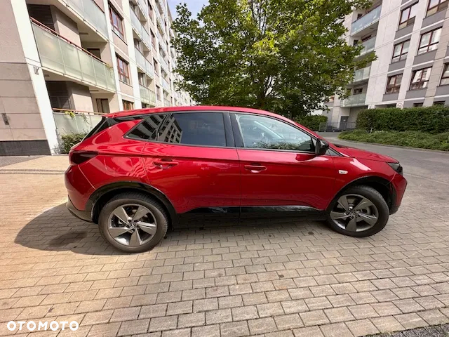 Opel Grandland Plug-in-Hybrid 1.6 DI Automatik Business Edition - 3