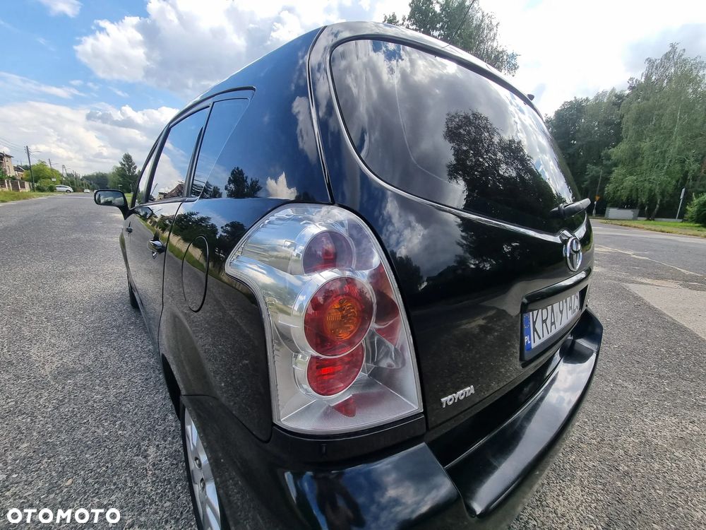Toyota Corolla Verso 2.0 D-4D Sol - 10