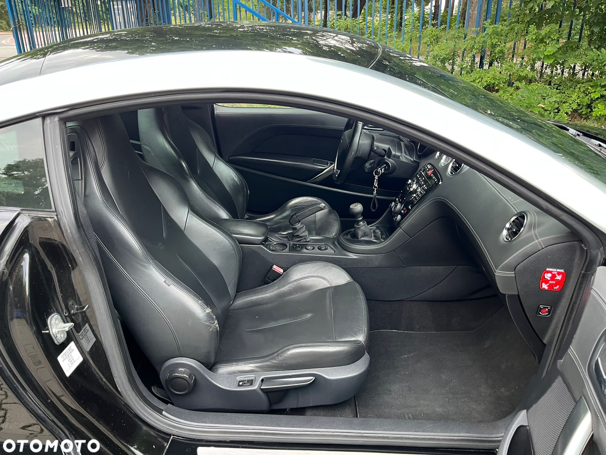 Peugeot RCZ 1.6 200 THP - 11