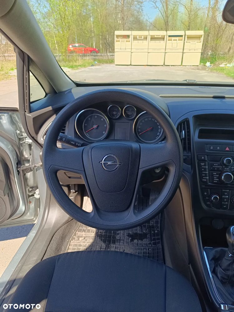 Opel Astra 1.7 CDTI Essentia - 19