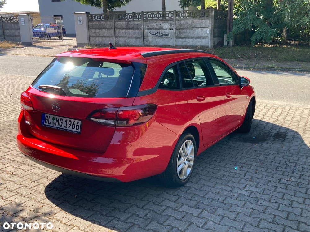 Opel Astra 1.4 Essentia - 4