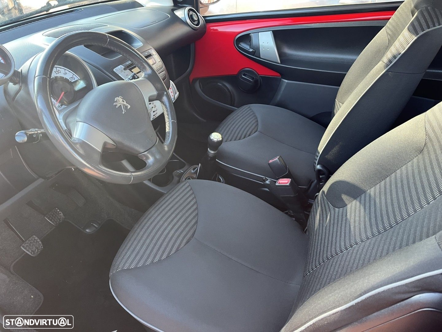Peugeot 107 1.0 Active - 9