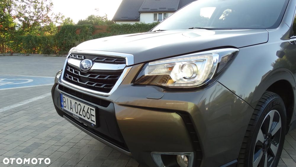 Subaru Forester 2.0 i Exclusive Lineartronic - 9