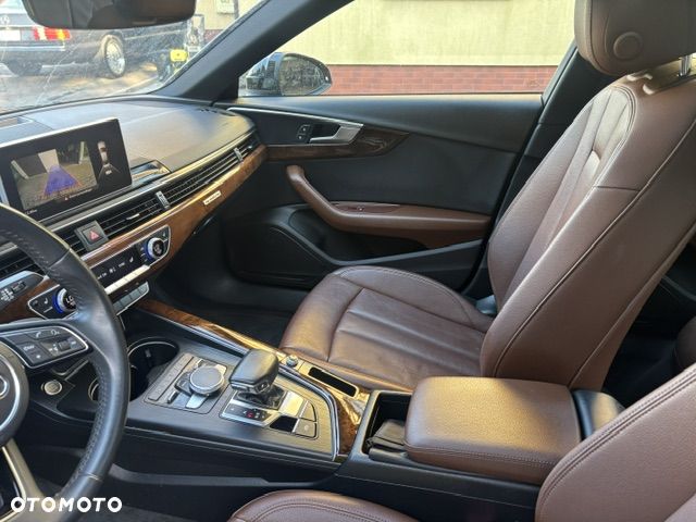 Audi A4 Limousine - 17