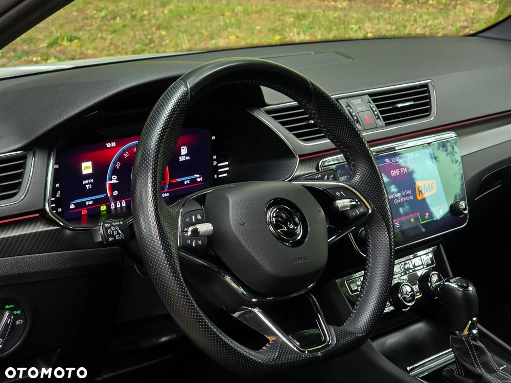 Skoda Superb 2.0 TDI SCR Sportline DSG - 18