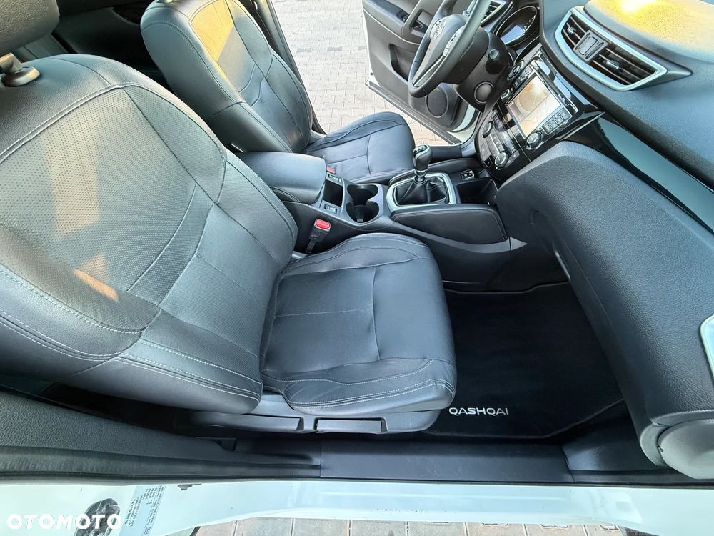 Nissan Qashqai 1.6 DCi Tekna EU6 - 22