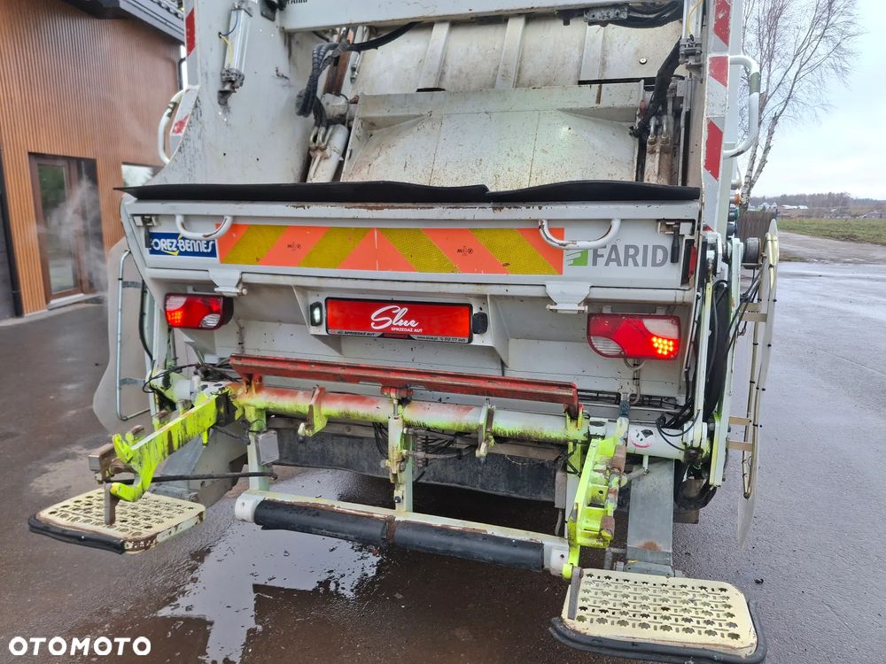 Renault D12 Truck Śmieciarka FARID Forez Bennes EURO 6 2016 rok 2 Osie Opony Bardzo Dobry Stan Zawieszenie Na Poduszkach - 27