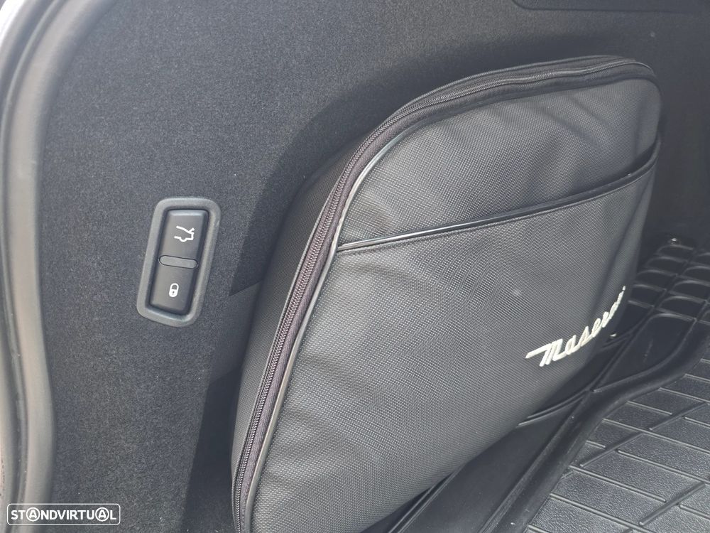 Maserati Levante - 10