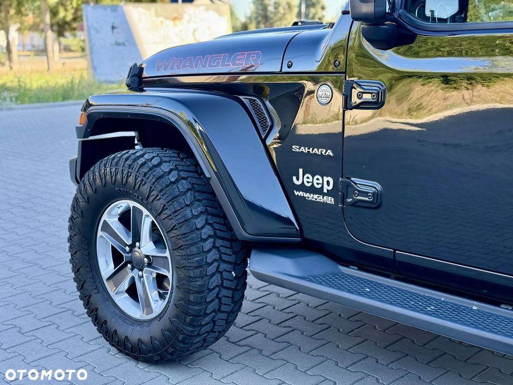 Jeep Wrangler Unlimited GME 2.0 Turbo Sahara - 36