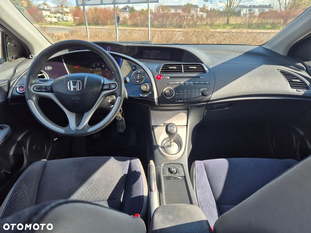 Honda Civic 1.4 Comfort - 12