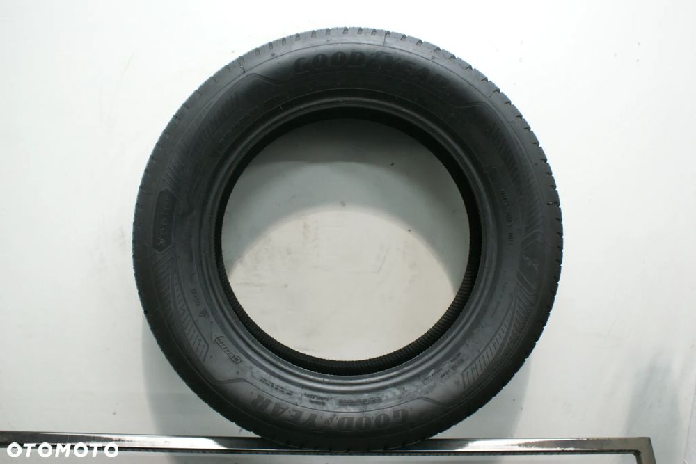 215/60R17 GOODYEAR VECTOR 4SEASONS G3 , 7,9mm 2024r A9540 - 4