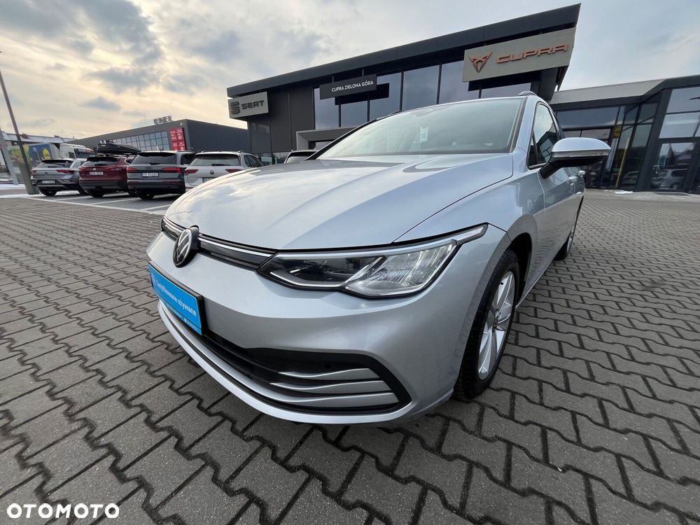 Volkswagen Golf - 10