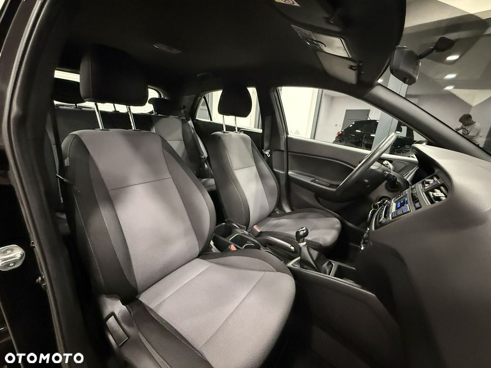 Hyundai i20 1.2 Elegant - 30