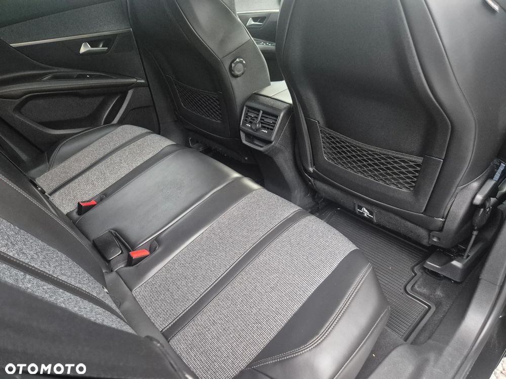 Peugeot 3008 - 25