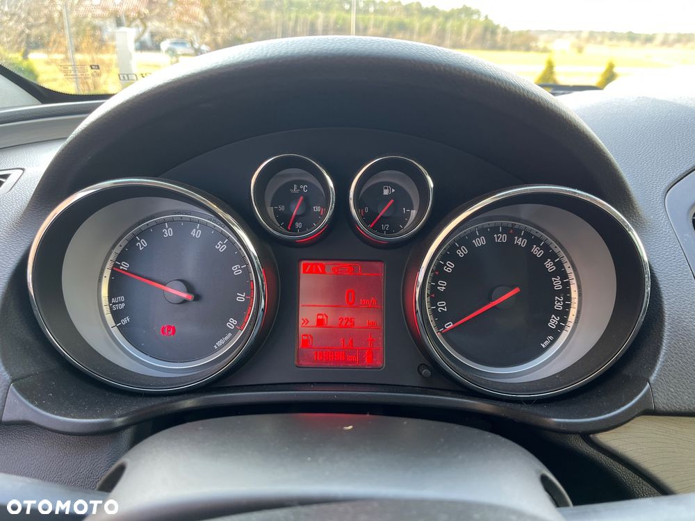 Opel Insignia 1.4 Turbo ecoFLEXStart/Stop - 10