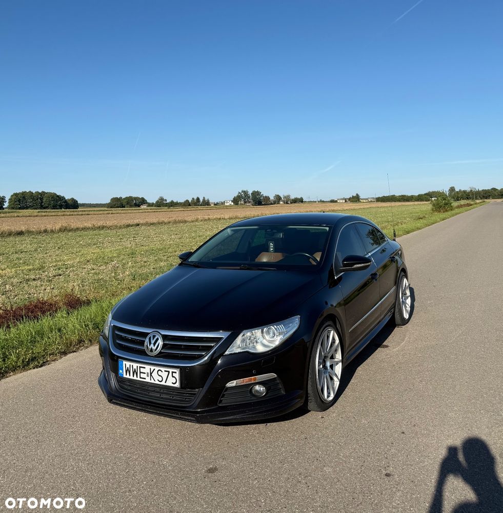 Volkswagen Passat CC - 1