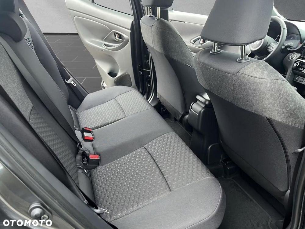 Toyota Yaris Cross Hybrid 1.5 Comfort - 13