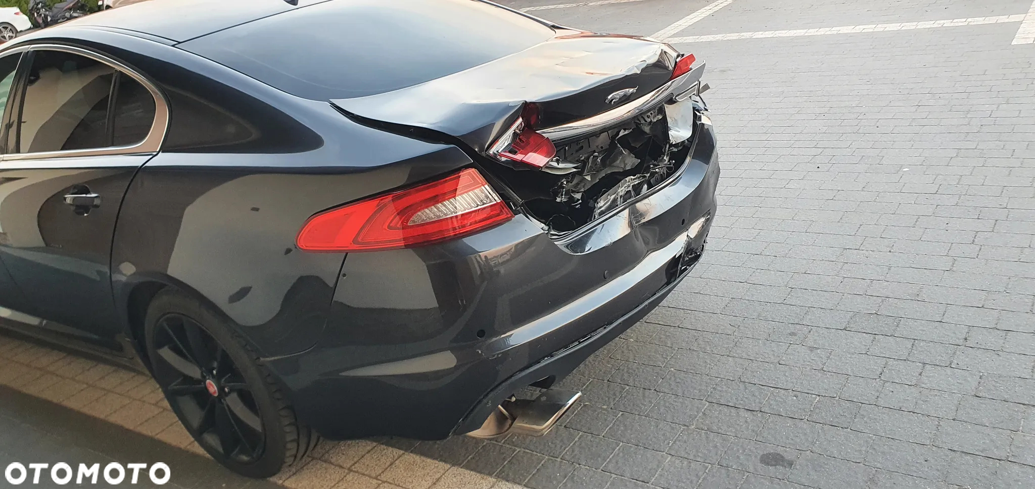 Jaguar XF - 7