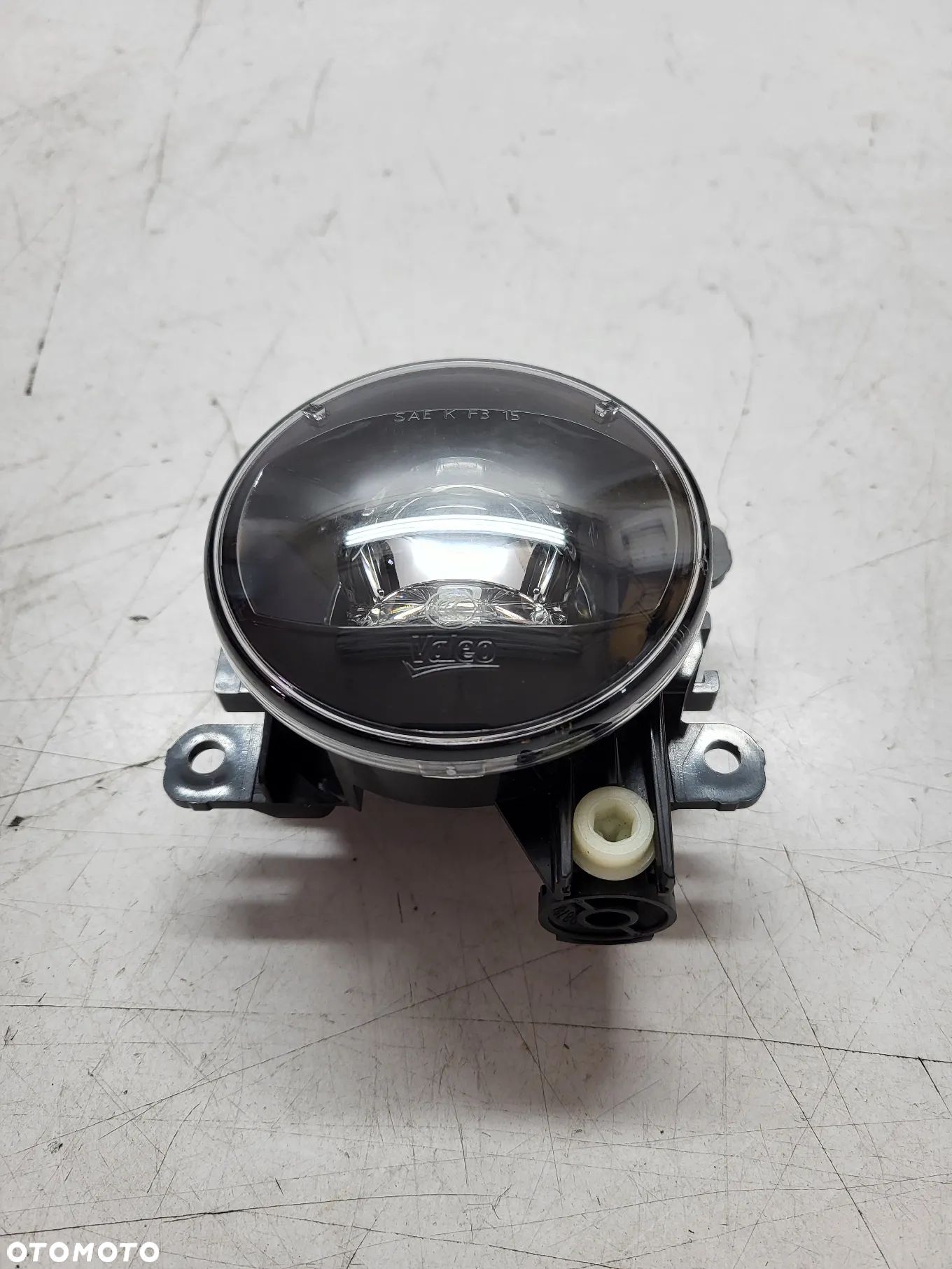 IVECO DAILY 19- HALOGEN HALOGENY LED LEWY PRAWY VALEO - 1