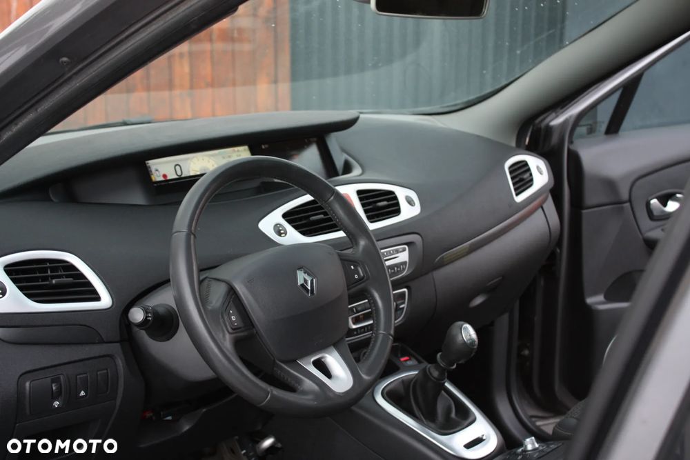 Renault Grand Scenic TCe 130 Dynamique - 6