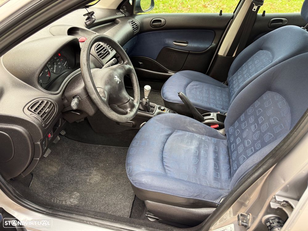 Peugeot 206 1.1 XT - 9