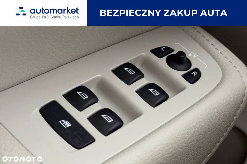 Volvo XC 60 B5 D AWD Momentum Pro - 13