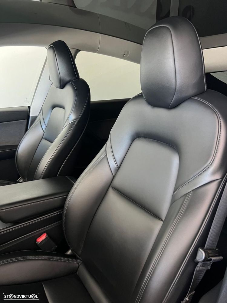 Tesla Model Y Long Range Dual Motor AWD - 20
