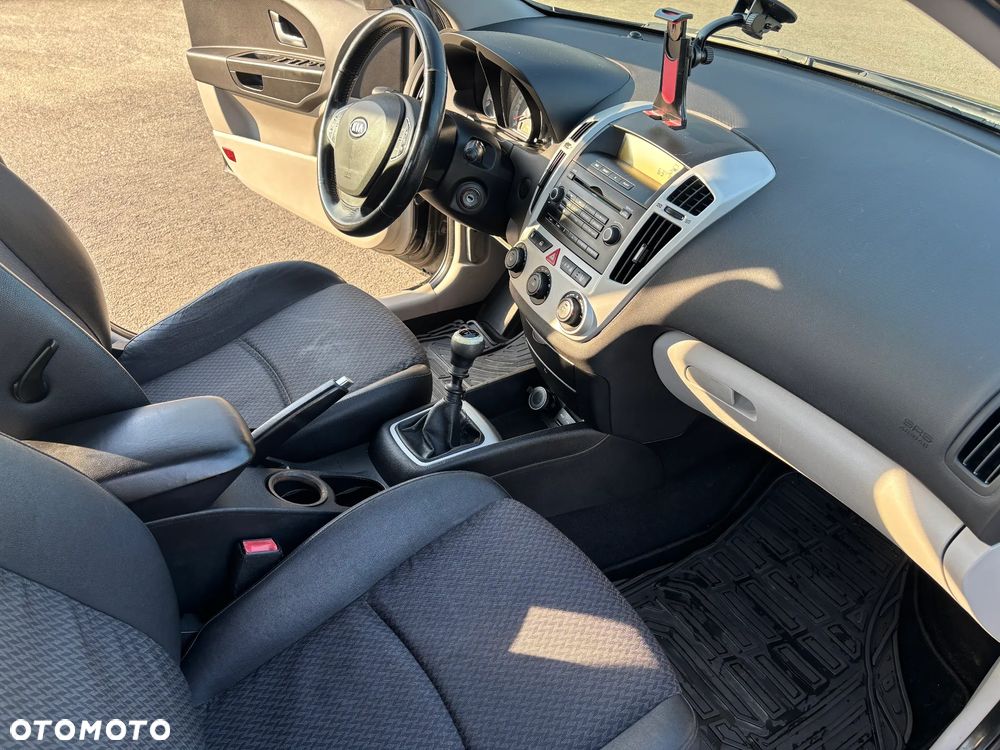 Kia Ceed 1.6 Optimum - 11