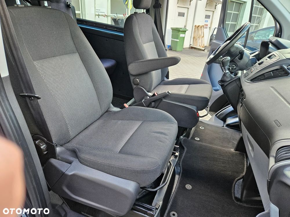 Ford Transit Custom - 23
