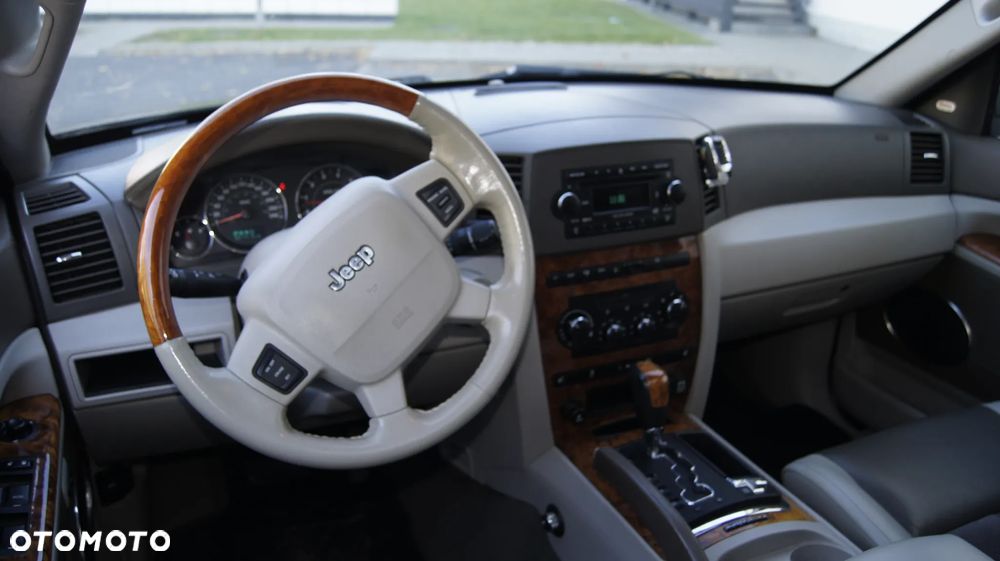 Jeep Grand Cherokee 3.0 CRD Overland - 25