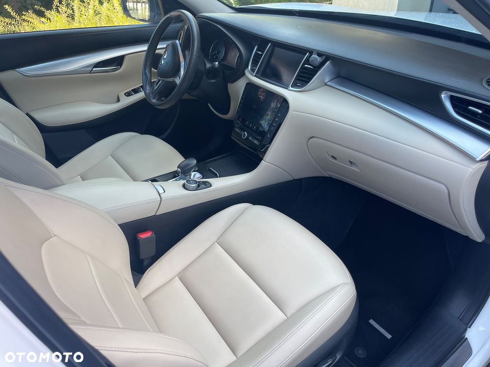 Infiniti QX50 - 11