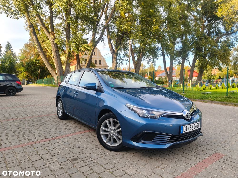 Toyota Auris 2016 photo 4