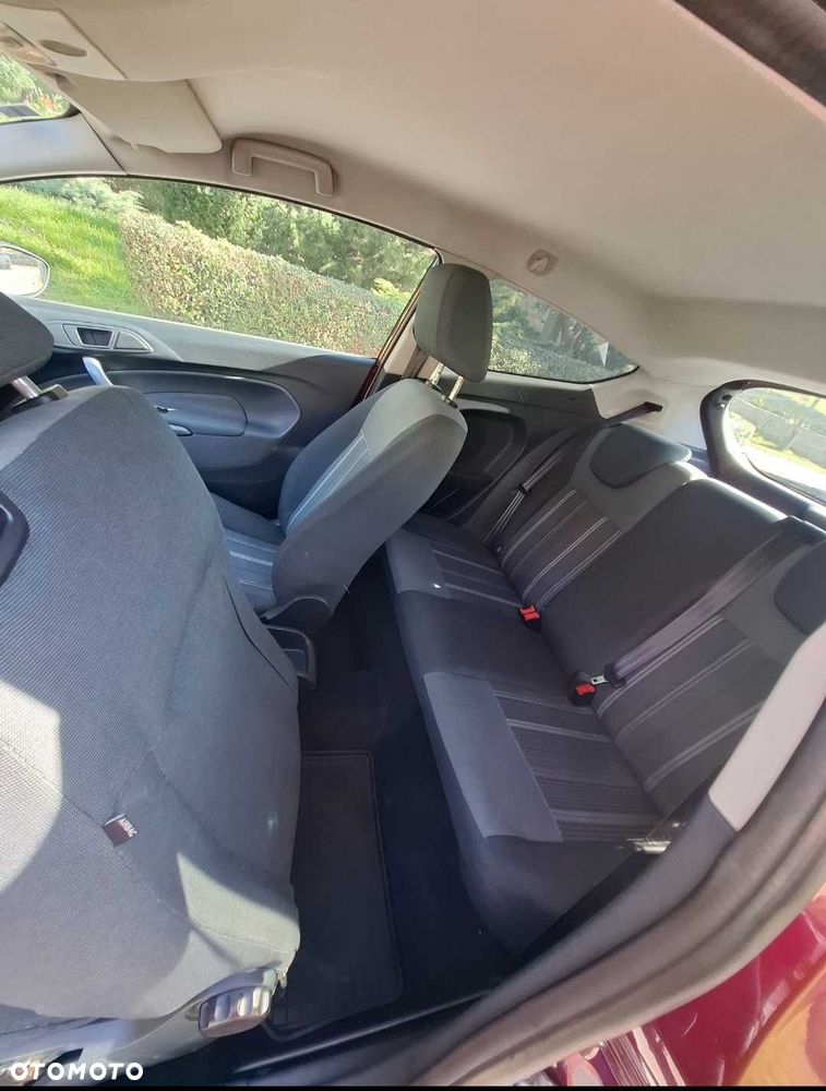 Ford Fiesta - 2