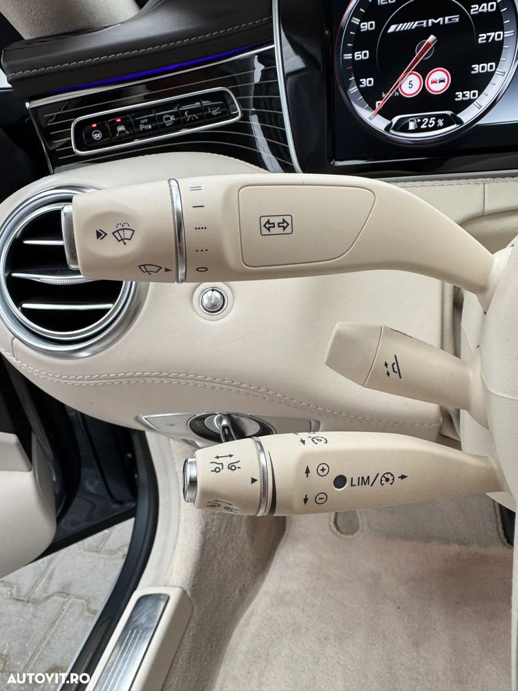 Mercedes-Benz S 63 AMG 4MATIC Coupe Aut - 22
