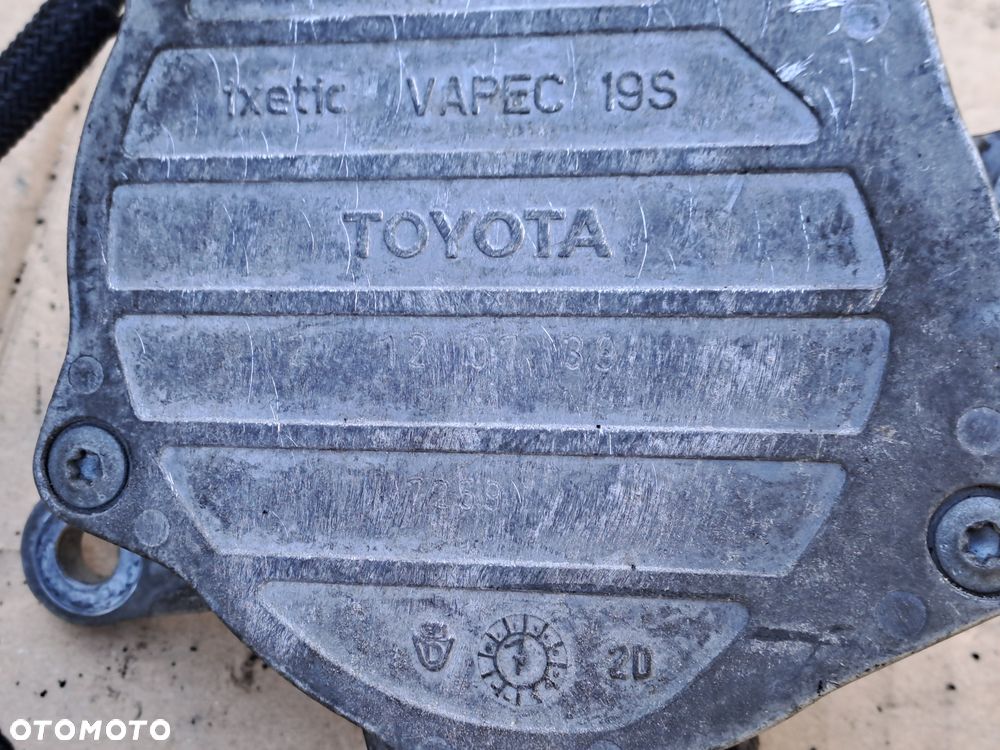 Toyota Avensis T25 2.0 D4D pompa Vacum Wakum - 2