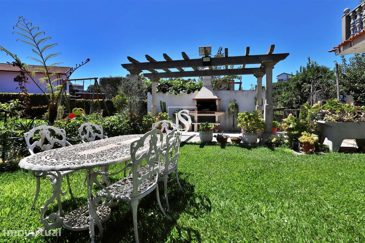 Moradia em Gondifelos com piscina e jardim! - Grande imagem: 4/54