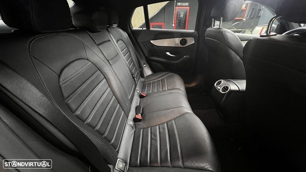 Mercedes-Benz GLC 250 d Coupé AMG Line 4-Matic - 44