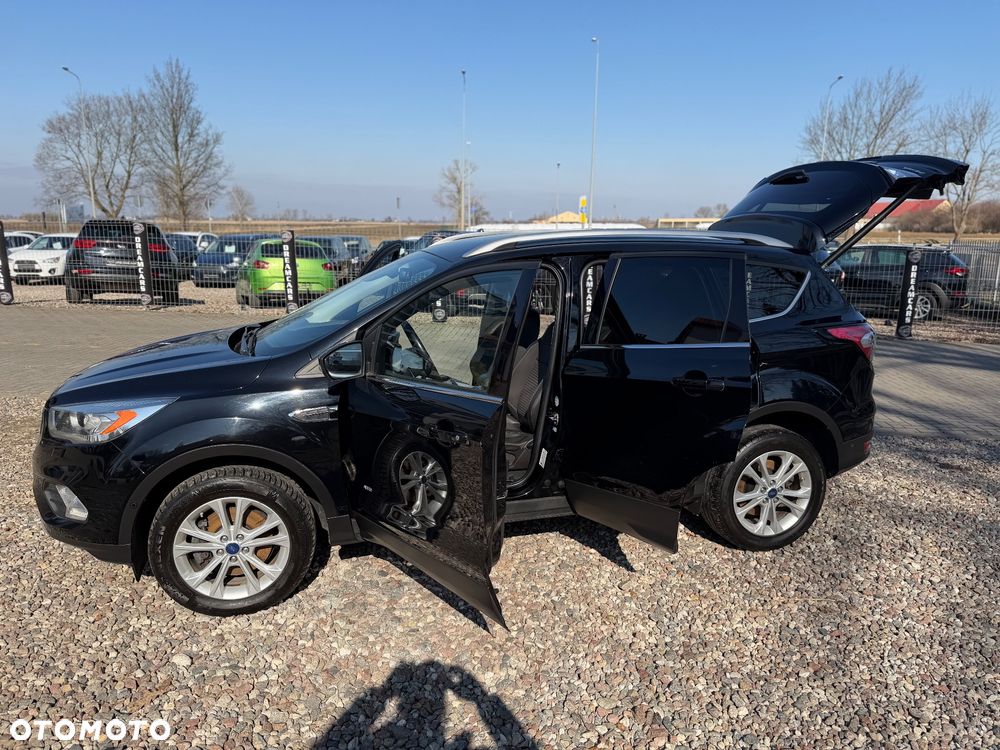 Ford Kuga - 37